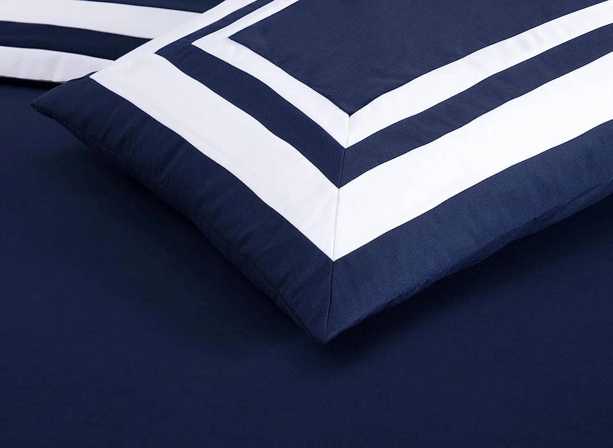 7-Piece King Bed in a Bag Comforter Set with Sheets Navy White Square Pattern Bedding Set F157067