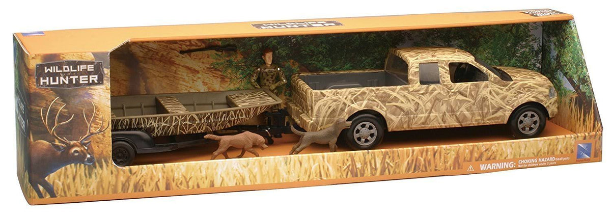 Camo Pick Up Truck with Jon Boat Set J654311