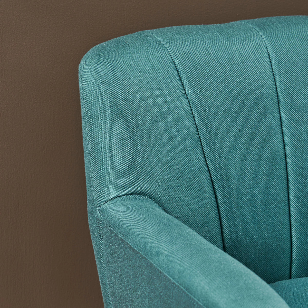 Blue Fabric and Wood Club Chair J160901
